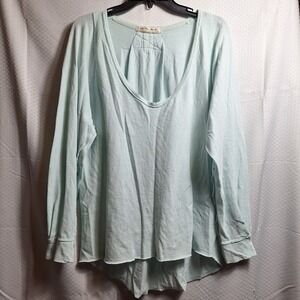 WE THE FREE V-Neck Long Sleeve Pleated Back Tee Sz XS Seafoam Oversized Slouchy